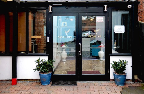 Bilston Hotel | Atz&H Inn