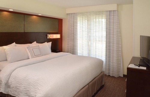 Fairlawn Hotel | Residence Inn by Marriott Akron Fairlawn