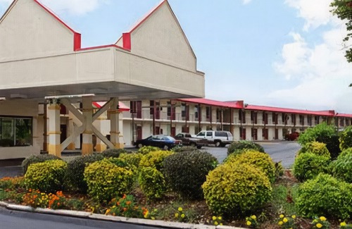 Cedar Bluff Hotel | Days Inn by Wyndham Knoxville West