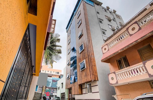BTM Layout Hotel | OYO 11916 Varcity Plaza