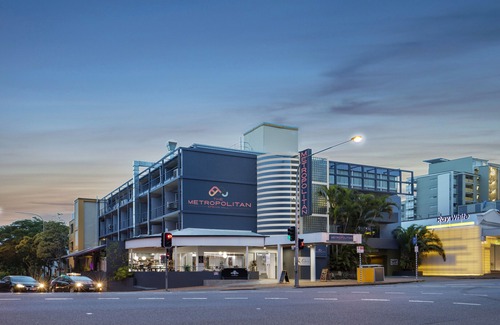 Spring Hill Hotel | The Metropolitan Spring Hill