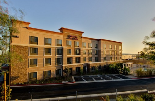 Moreno Valley Hotel | Hampton Inn and Suites Moreno Valley