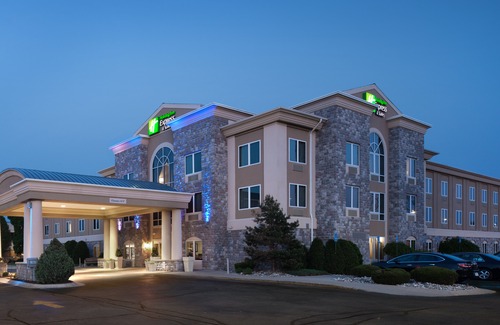 Saginaw Hotel | Holiday Inn Express Hotel & Suites Saginaw, an Ihg Hotel