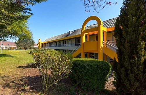 Chaumontel Hotel | Premiere Classe Chantilly Sud Luzarches