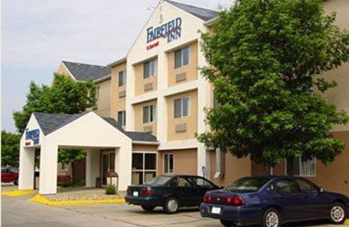 Waterloo Hotel | Comfort Inn & Suites Waterloo – Cedar Falls