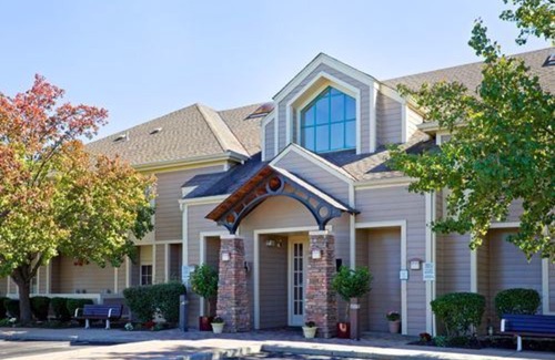 Somerset Hotel | Sonesta ES Suites Somerset