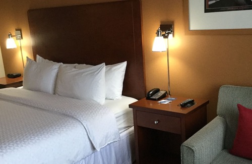 Romulus Hotel | Four Points by Sheraton Detroit Metro Airport