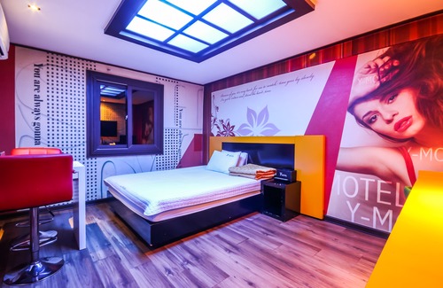 Somun Hotel | Geojedo Gohyeon Y