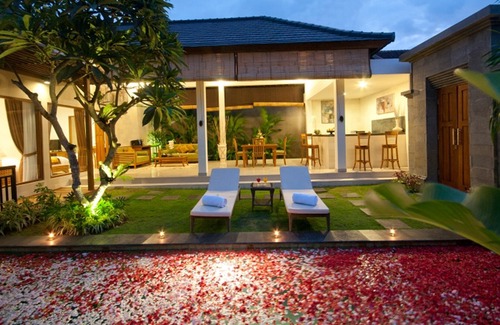 Petitenget Hotel | Sandi Agung Villa