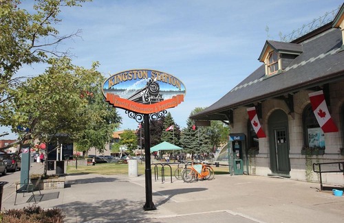 Kingston Hotel | Confederation Place Hotel