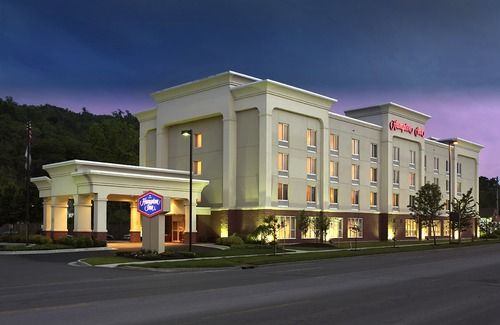 Ithaca Hotel | Hampton Inn Ithaca