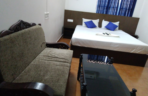 Perintalmanna Hotel | Apsara Residency