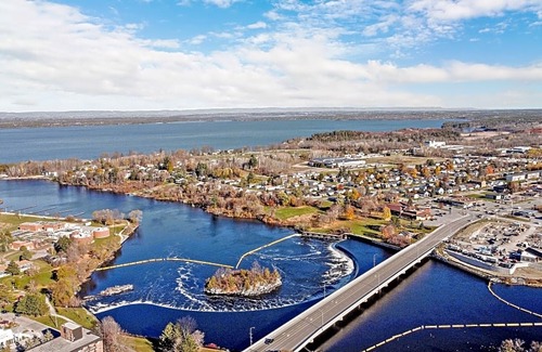 Arnprior Hotel | Quality Inn Arnprior