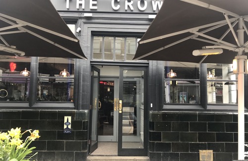 Shaftesbury Hotel | PubLove @ the Crown, Battersea