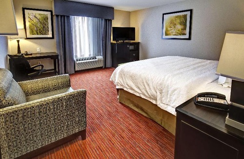Ada Hotel | Hampton Inn and Suites Ada
