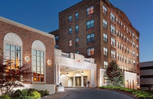 Downtown Syracuse Hotel | Collegian Hotel & Suites, Trademark Collection by Wyndham