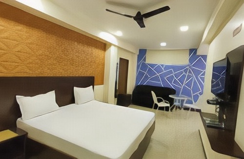 Mayiladuthurai Hotel | Annai Residency