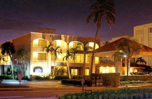 Palm Beach Hotel | Fairfield Inn and Suites by Marriott Palm Beach