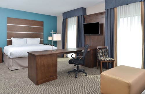 Court Avenue Entertainment District Hotel | Hampton Inn & Suites des Moines Downtown
