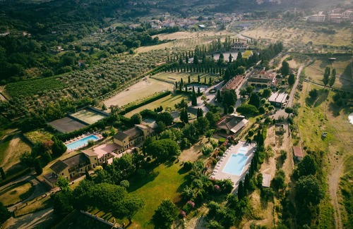 San Donato in Fronzano Hotel | Fattoria Degli Usignoli
