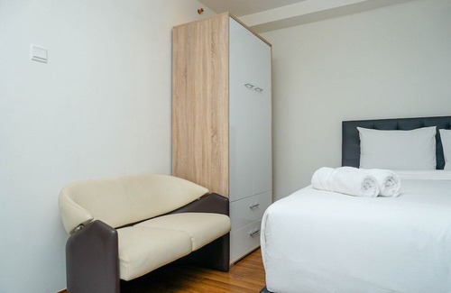 Jakarta Hotel | Best Spacious Studio Belmont Residence Puri Apartment