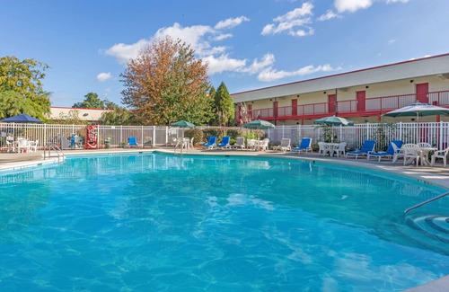 Northwest Yonkers Hotel | Ramada by Wyndham Yonkers