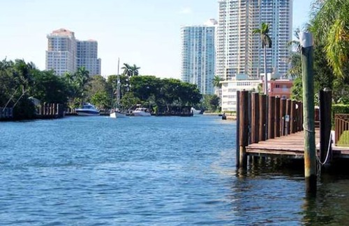 Survey Creek Hotel | Courtyard by Marriott Fort Lauderdale North/Cypress Creek
