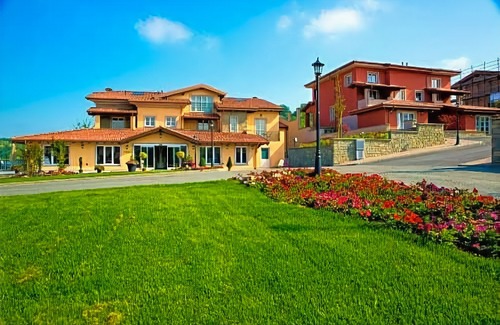 Castelletto d'Orba Hotel | Villa Carolina Resort