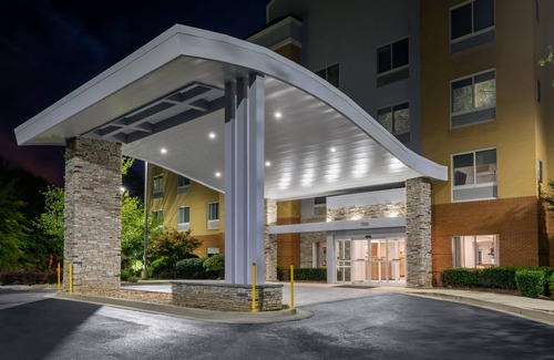 Lithonia Hotel | Fairfield Inn & Suites by Marriott Atlanta Stonecrest