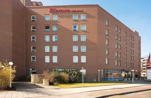 Perlach Hotel | Mercure Hotel München Neuperlach Süd