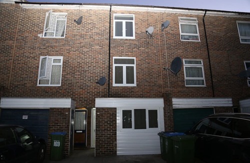 Woolwich Common Hotel | A A Guest Room7Near Royal Arsenal