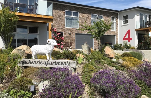 Lake Tekapo Hotel | The Mackenzie Apartments