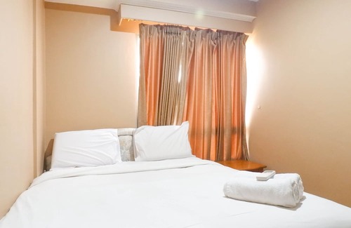 Suko Manunggal Hotel | Vibrant and Spacious 2Br + 1 Apartment at Taman Beverly