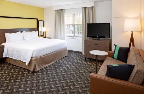 Tysons Hotel | Residence Inn by Marriott Tysons