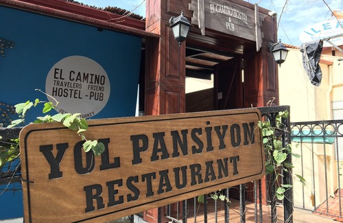 Fethiye Hotel | El Camino Hostel & Pub