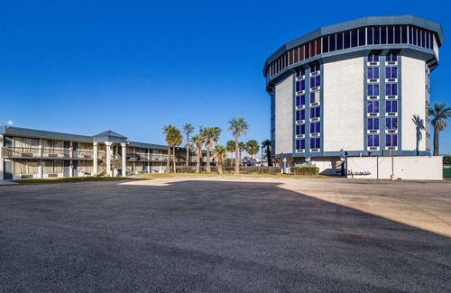 Pasadena Hotel | Quality Inn Pasadena Houston