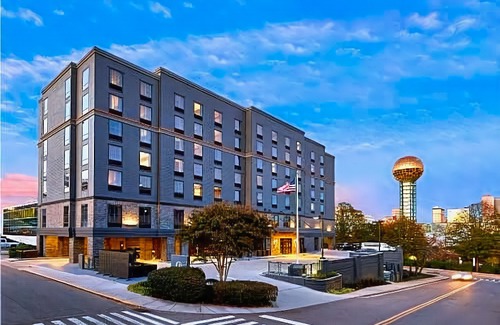 Fort Sanders Hotel | Cumberland House Knoxville, Tapestry Collection by Hilton