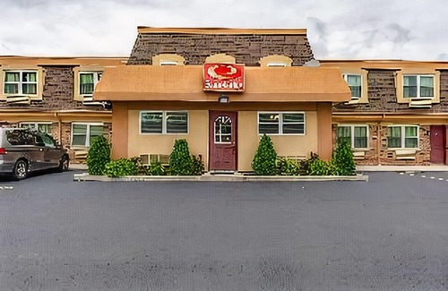 Worthington Hotel | Econo Lodge Worthington