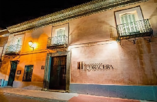 San Martin de Valdeiglesias Hotel | Hacienda la Coracera