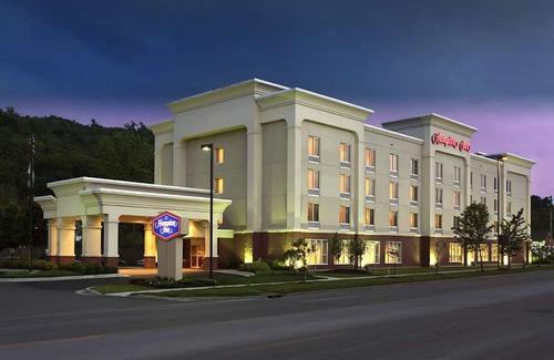 Ithaca Hotel | Hampton Inn Ithaca