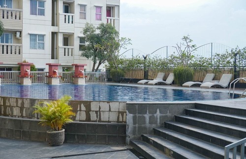 Jakarta Hotel | Best Spacious Studio Belmont Residence Puri Apartment