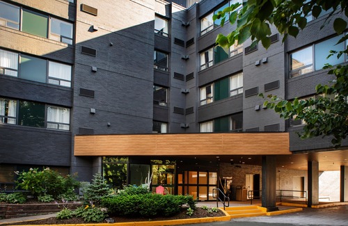 Downtown St. John's Hotel | DoubleTree by Hilton St. John's Habourview