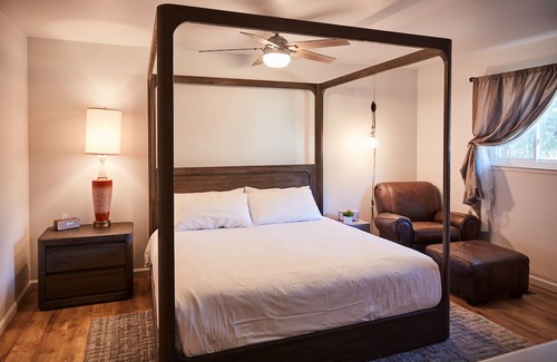 Clear Lake Hotel | Bed & Barrel at Stonehouse Cellars