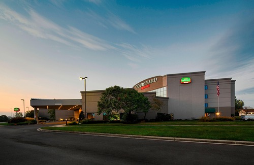 Columbus Hotel | Courtyard by Marriott Columbus West/Hilliard