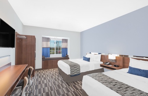 Binghamton Hotel | Microtel Inn & Suites by Wyndham Binghamton