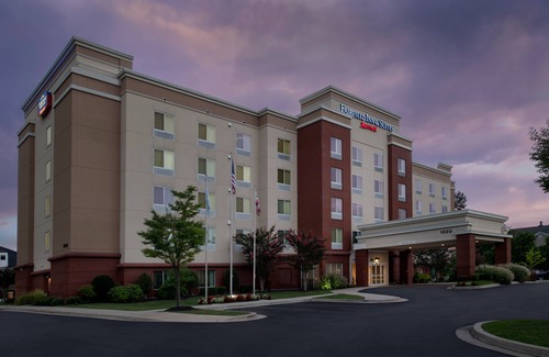 Linthicum Heights Hotel | Fairfield Inn & Suites Baltimore BWI Airport