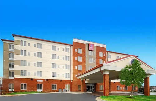 Glen Allen Hotel | Comfort Suites at Virginia Center Commons