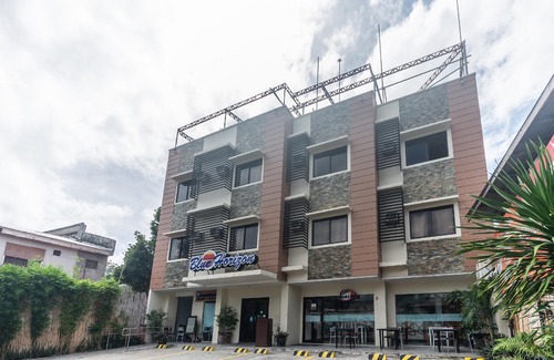 Dumaguete Hotel | OYO 567 Blue Horizon Hostel