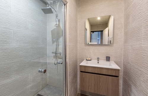Saint-Quentin Hotel | Trankil'Apparts Centre 2