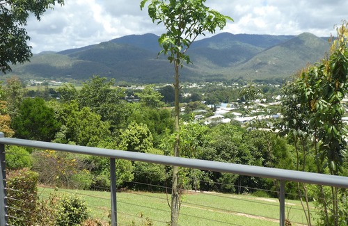 Atherton Hotel | The Summit Rainforest Retreat